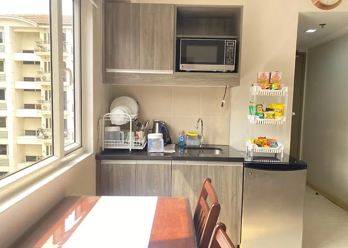 Solemare Parksuites * Manila