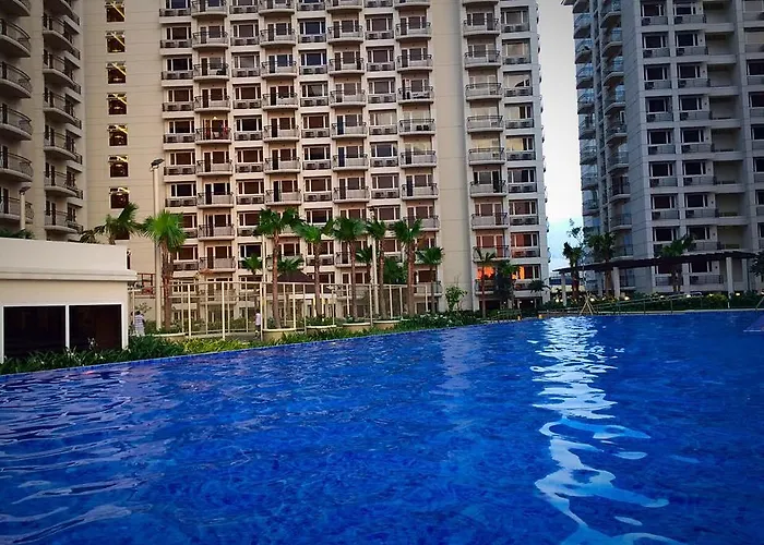 Solemare Parksuites * Manila